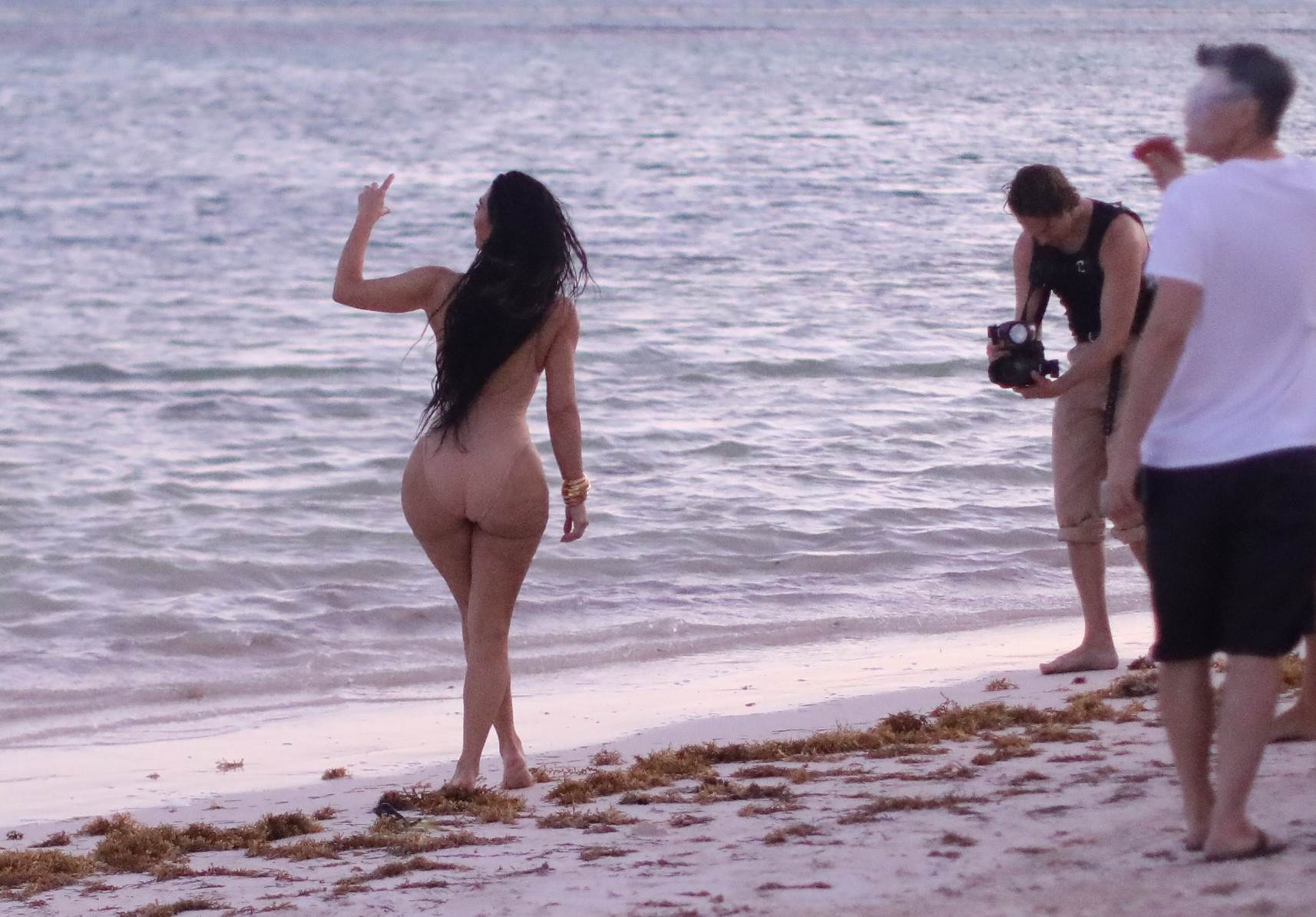 Kim Kardashian je smanjila stražnjicu