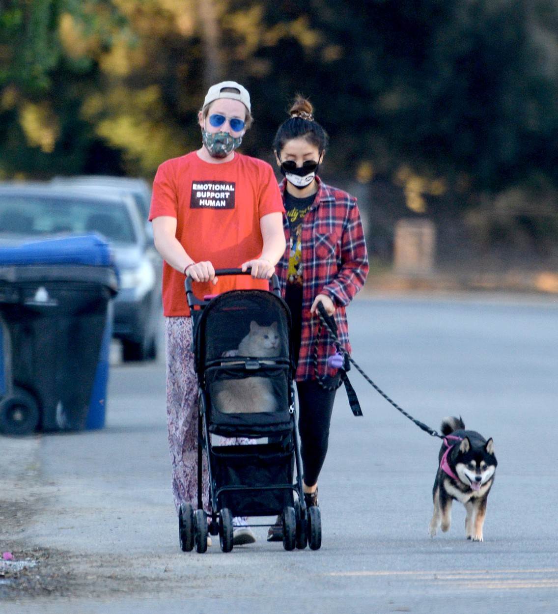 Macaulay Culkin i Brenda Song su u vezi od 2017. te imaju sina.