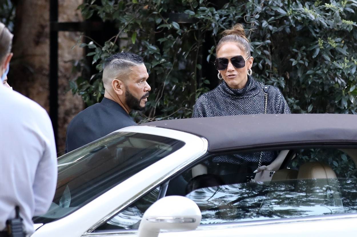 Jennifer Lopez u društvu menadžera Bennija Medine