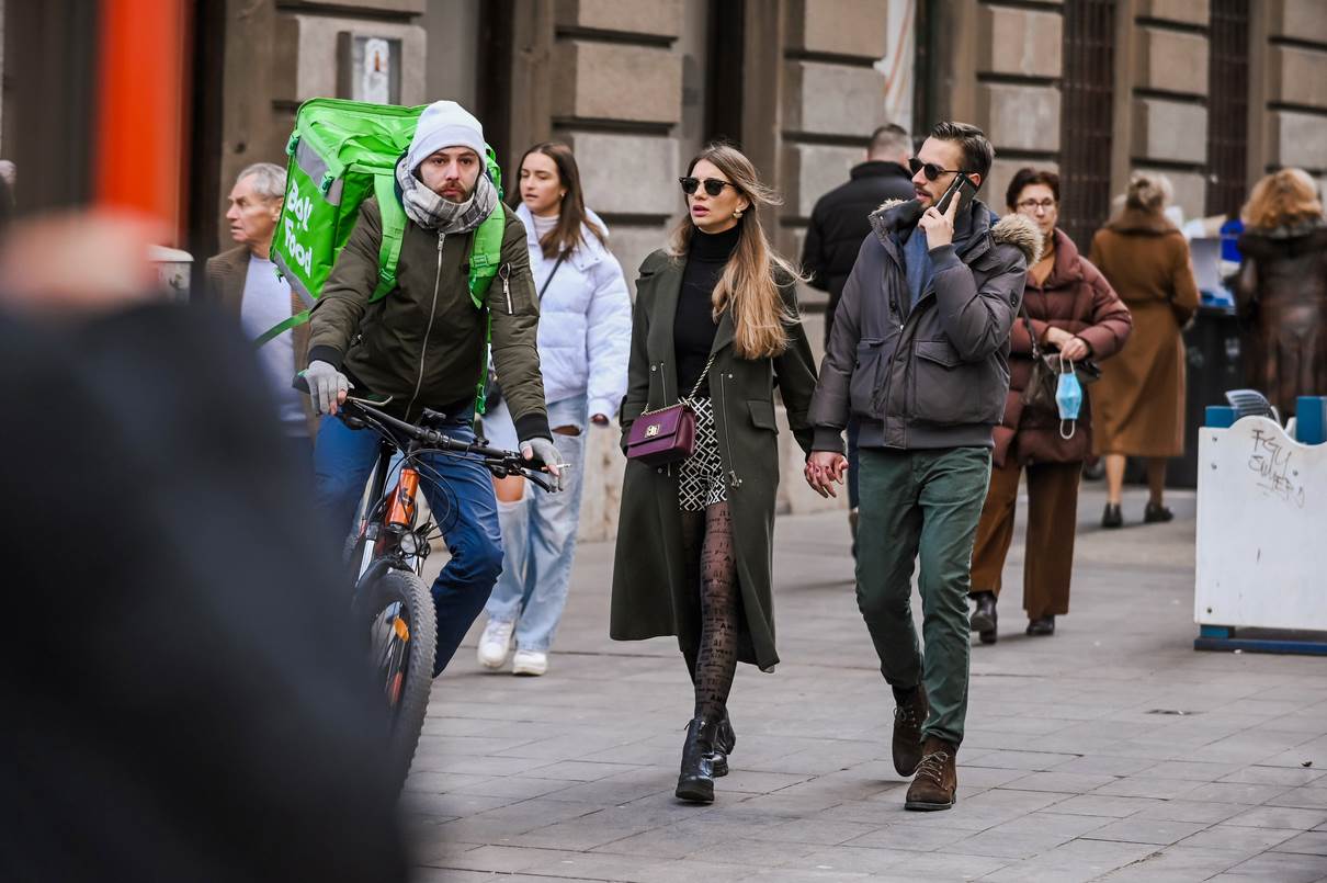 Zgodni par je prošetao po zagrebačkoj špici