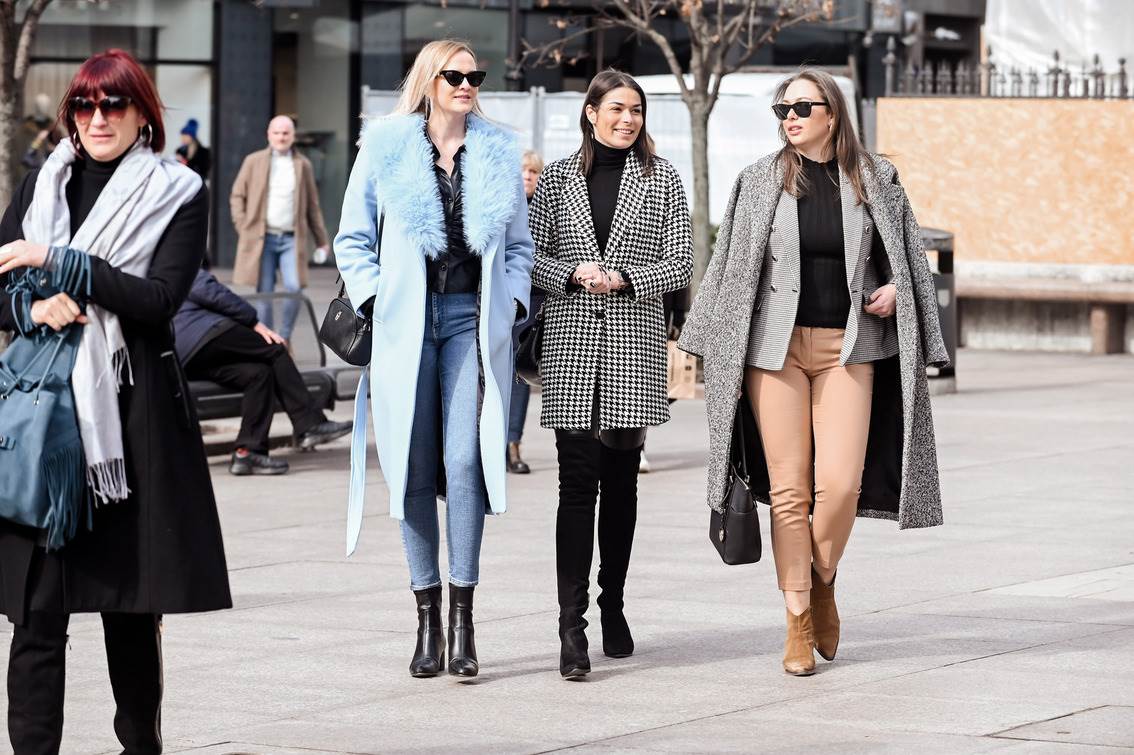 Nevidljive hlače na špici