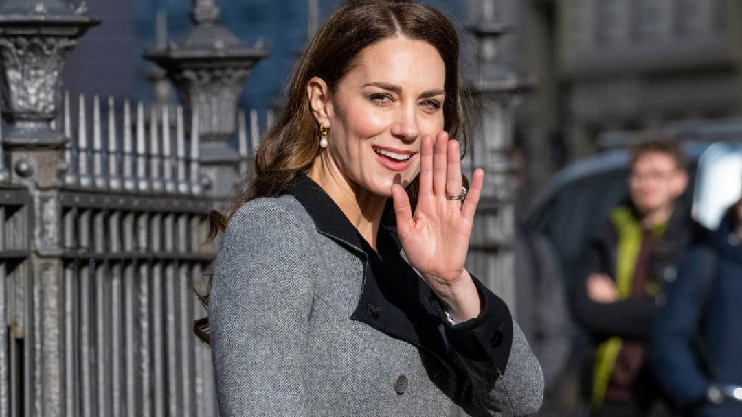 Kate Middleton odala počast princezi Diani