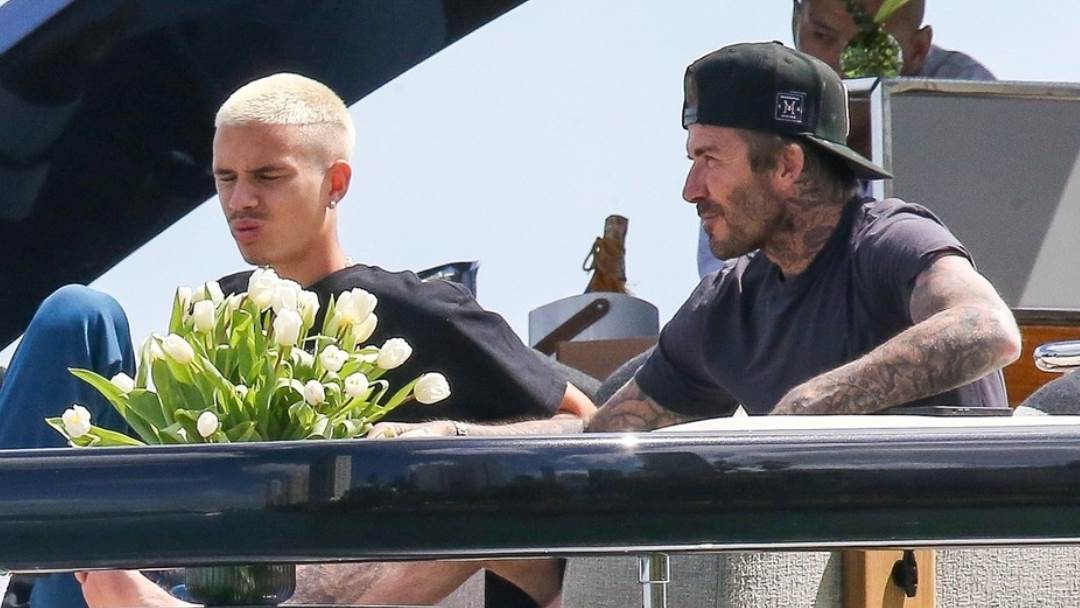 david beckham opušta se na jahti sa sinom