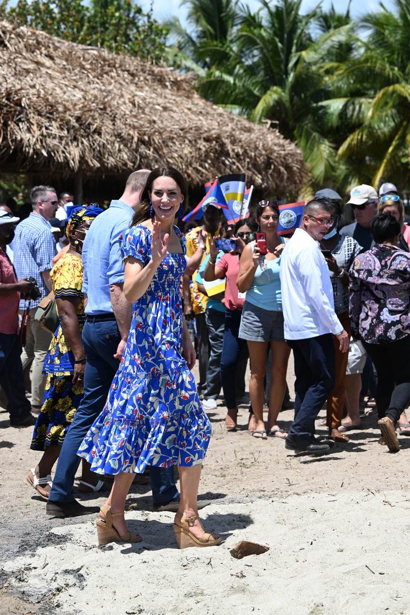 Kate Middleton nosi sandale na putu petu