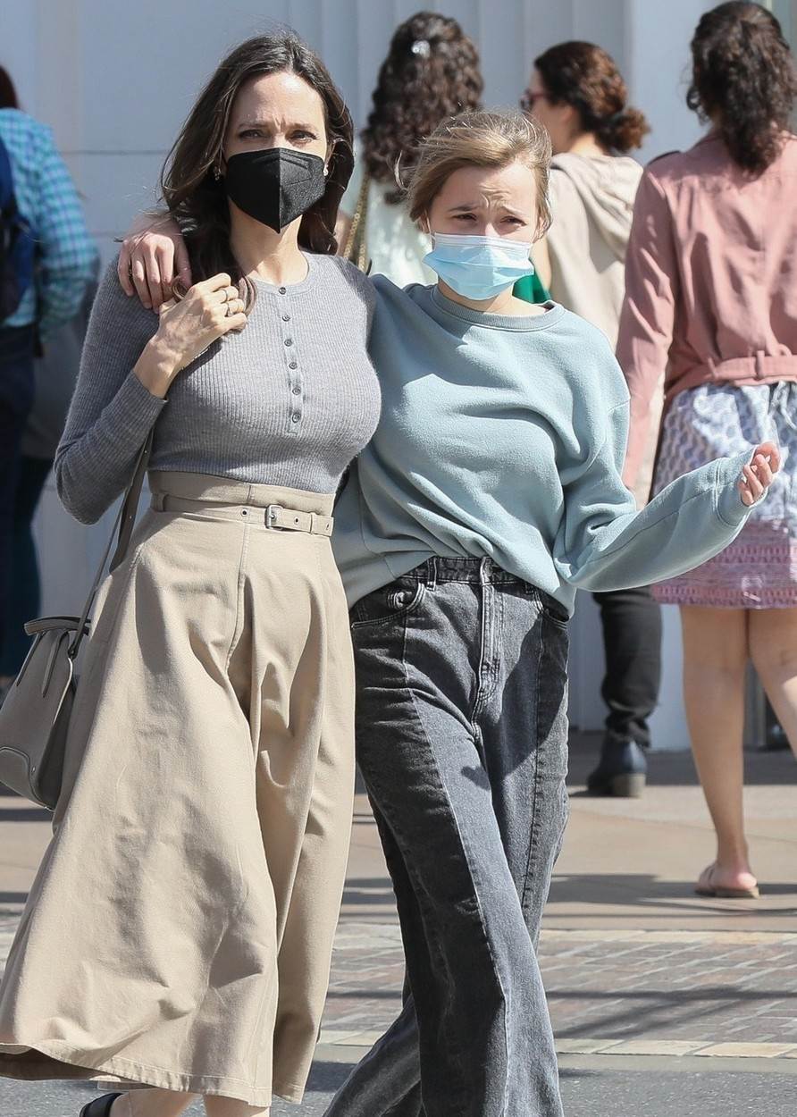 Angelina Jolie  se udebljala nekoliko kilograma
