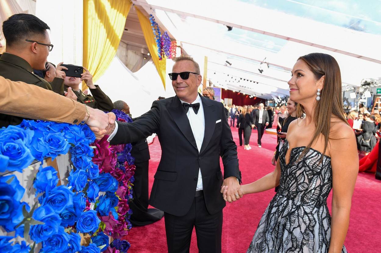 Kevin Costner i Christine Baumgartner