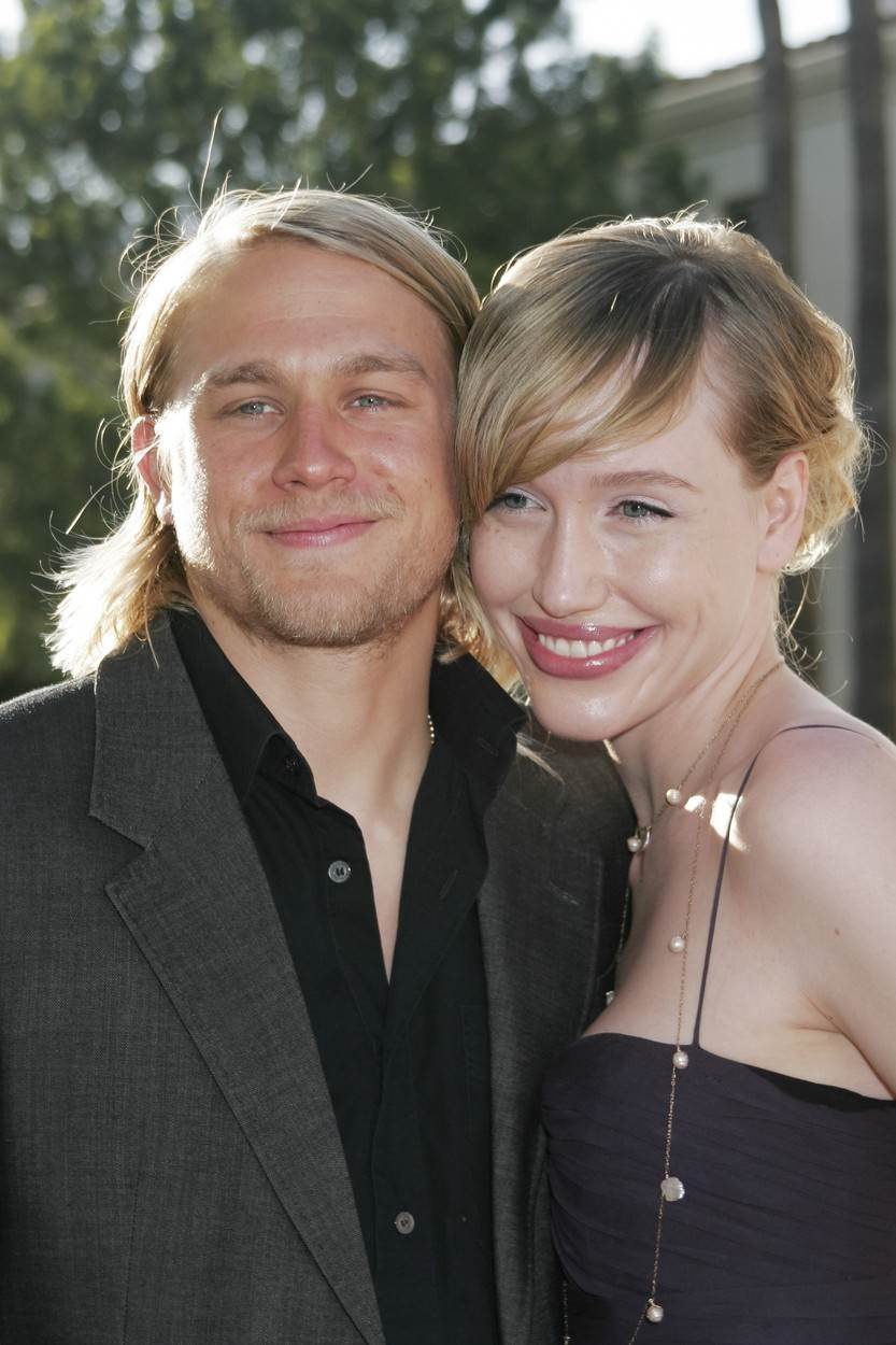 Charlie Hunnam i Morgana McNelis žive zajedno na ranču