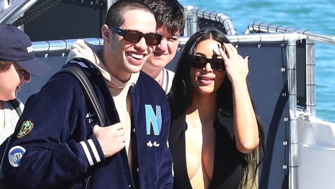 Pete Davidson nedavo je prekinuo s Kim Kardashian