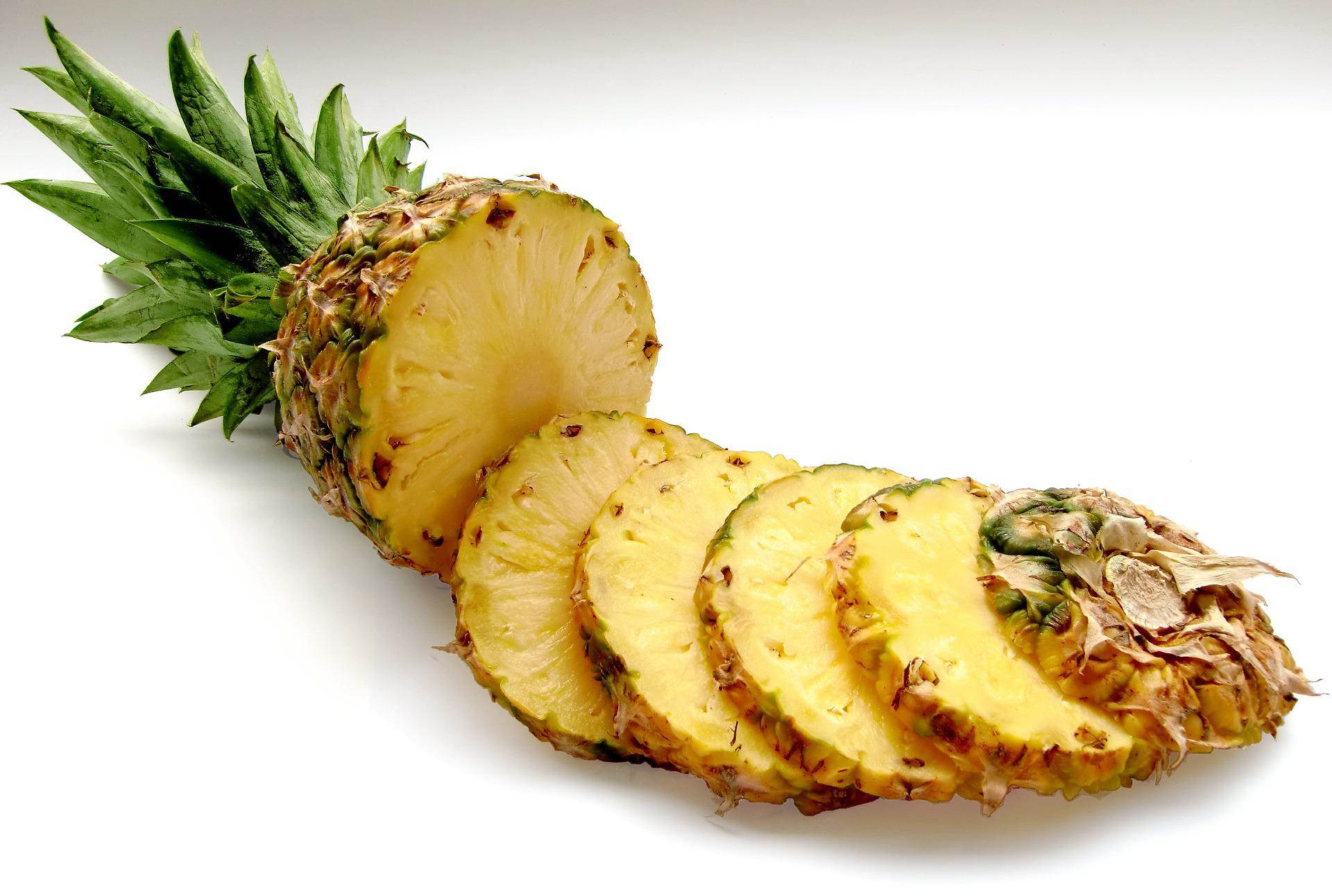 pineapple-g610b3ee11_1920.jpg