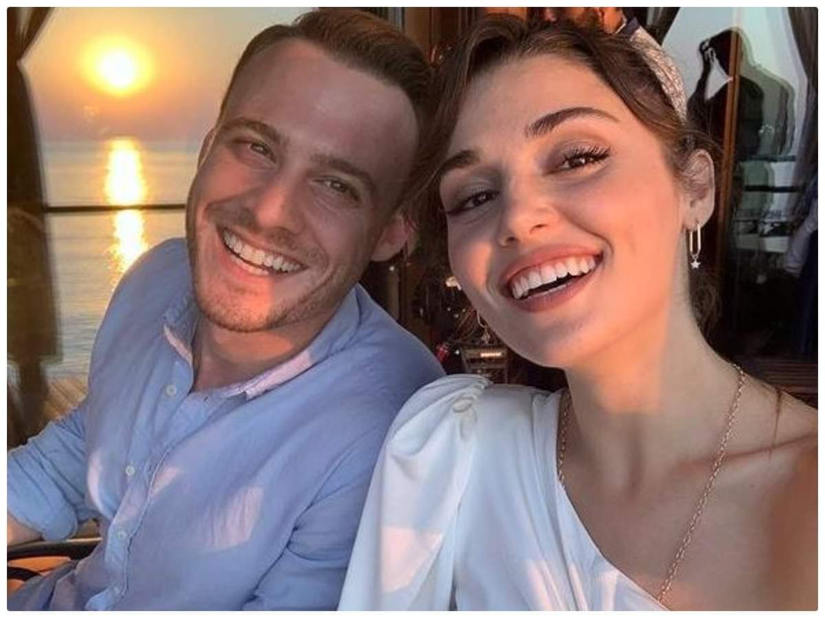 Hande Ercel i Kerem Bursin su se zaljubili na snimanju serije Miriše na ljubav