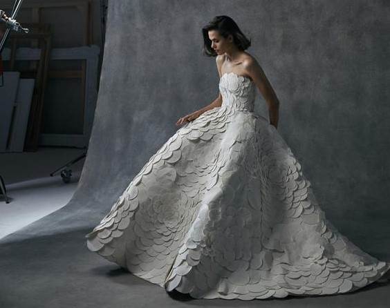 Oscar de la Renta Bridal spring 2023