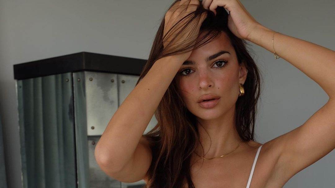 Emily Ratajkowski kritiziraju na društvenim mrežama zbog njezinih odabira