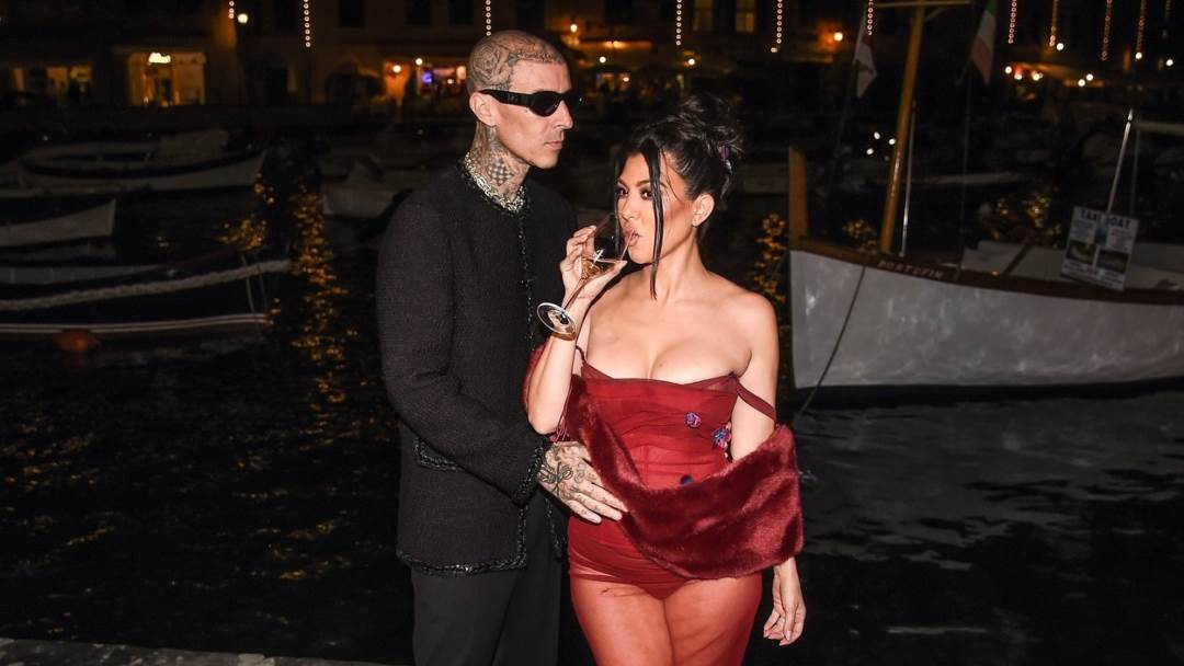 Kourtney Kardashian i Travis Barker imali su tri vjenčanja