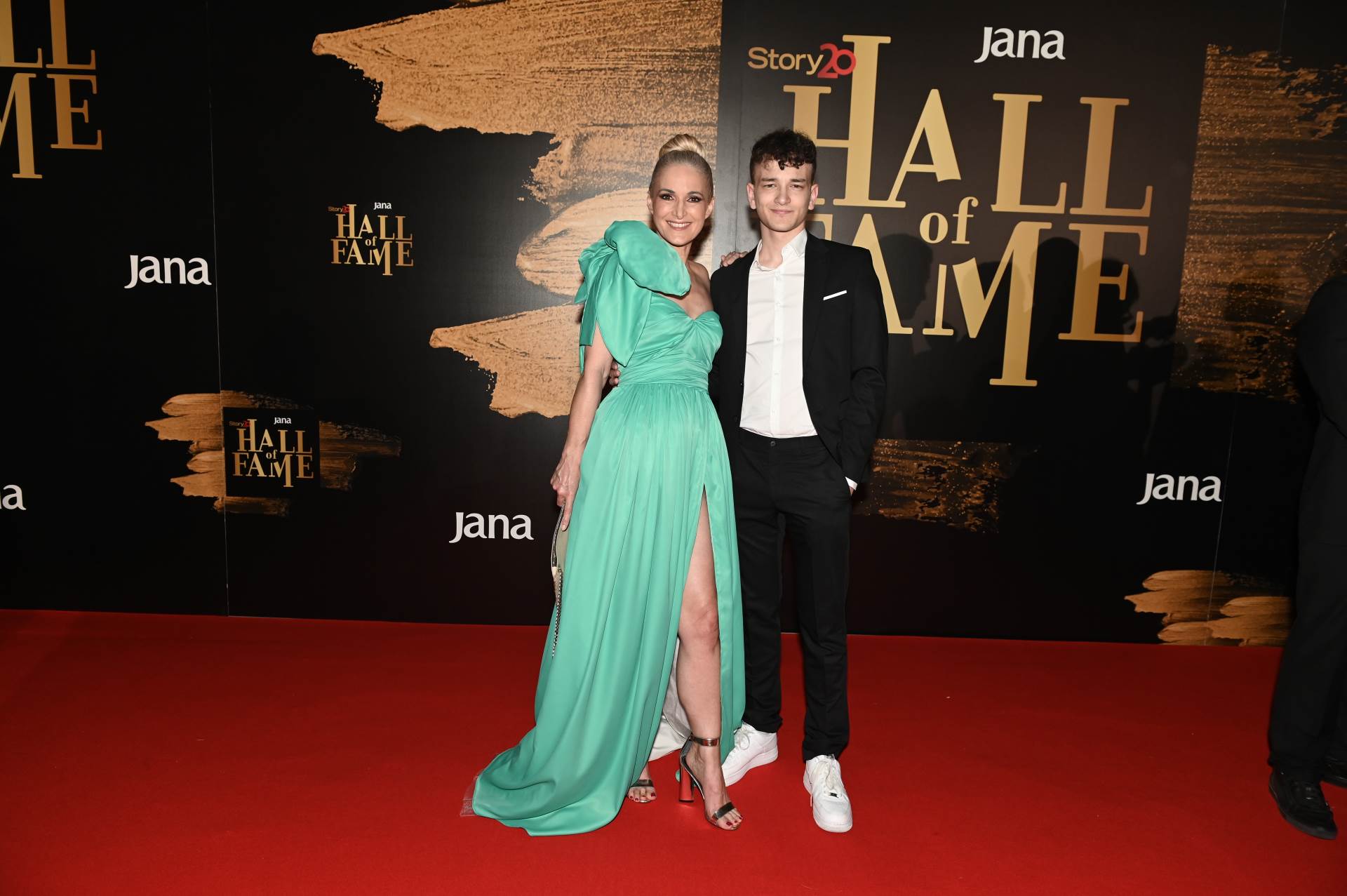 Uršula Tolj sa sinom na Story Hall of Fameu