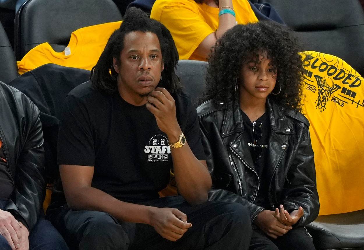 Jay-Z i Blue Ivy Carter na košarkaškoj utakmici