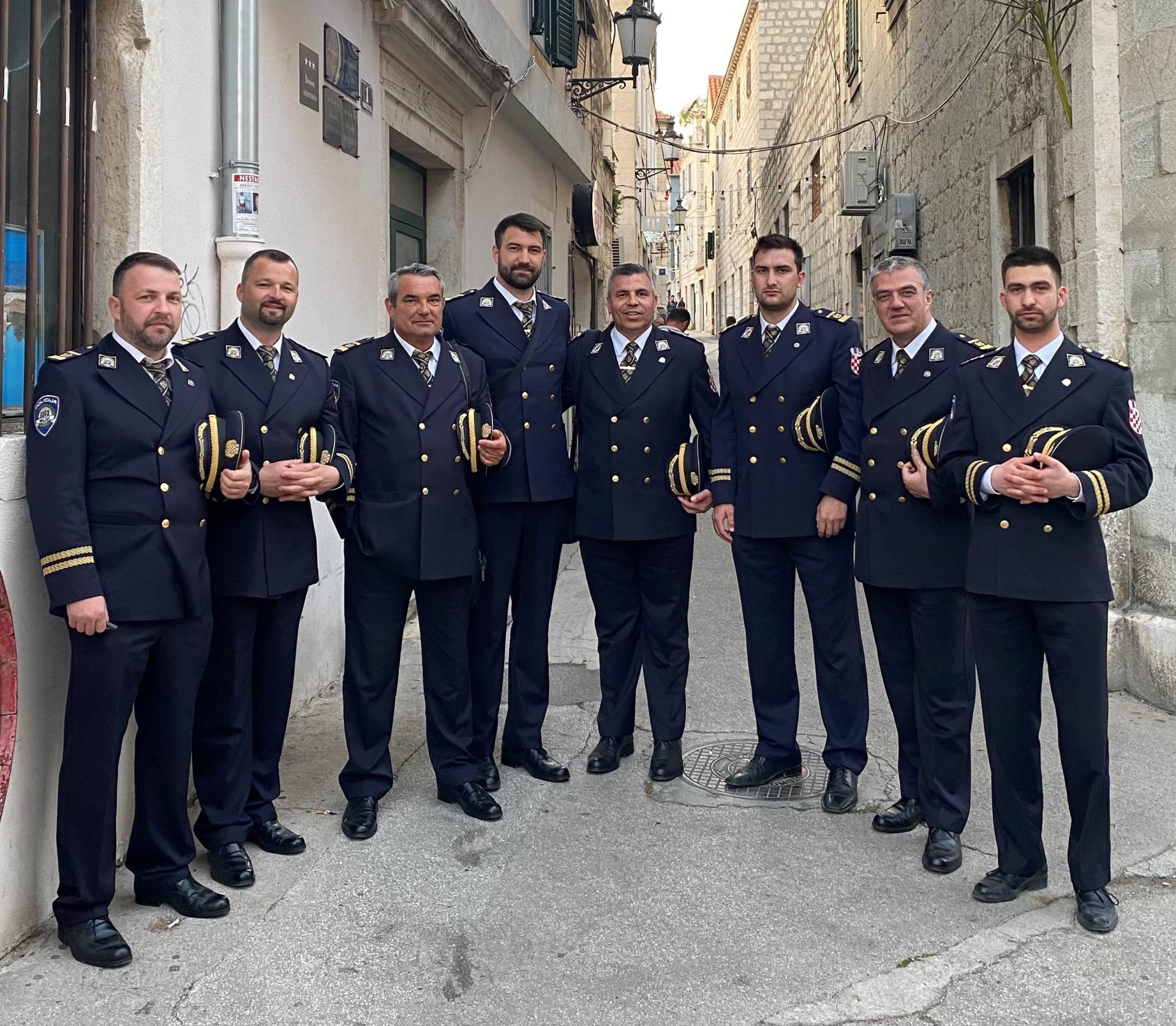 Policijska klapa Sv.Mihovil.jpg