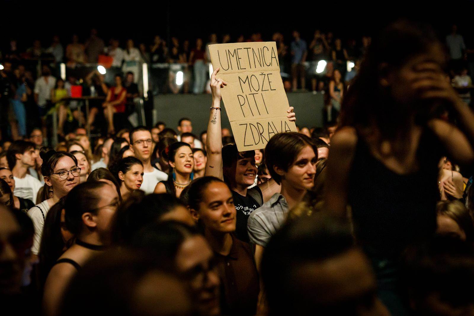 Konstrakta nastupila u Tvornici kulture