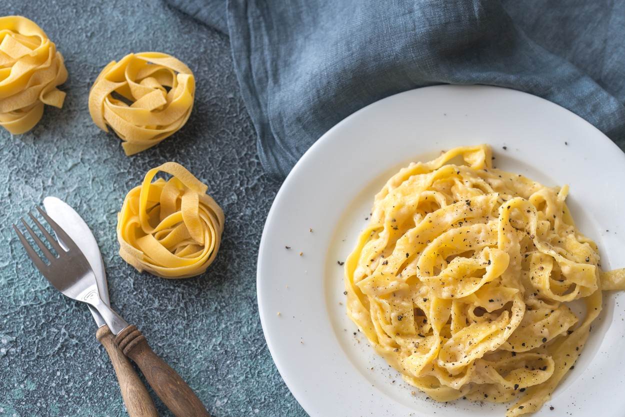 fettuccine alfredo