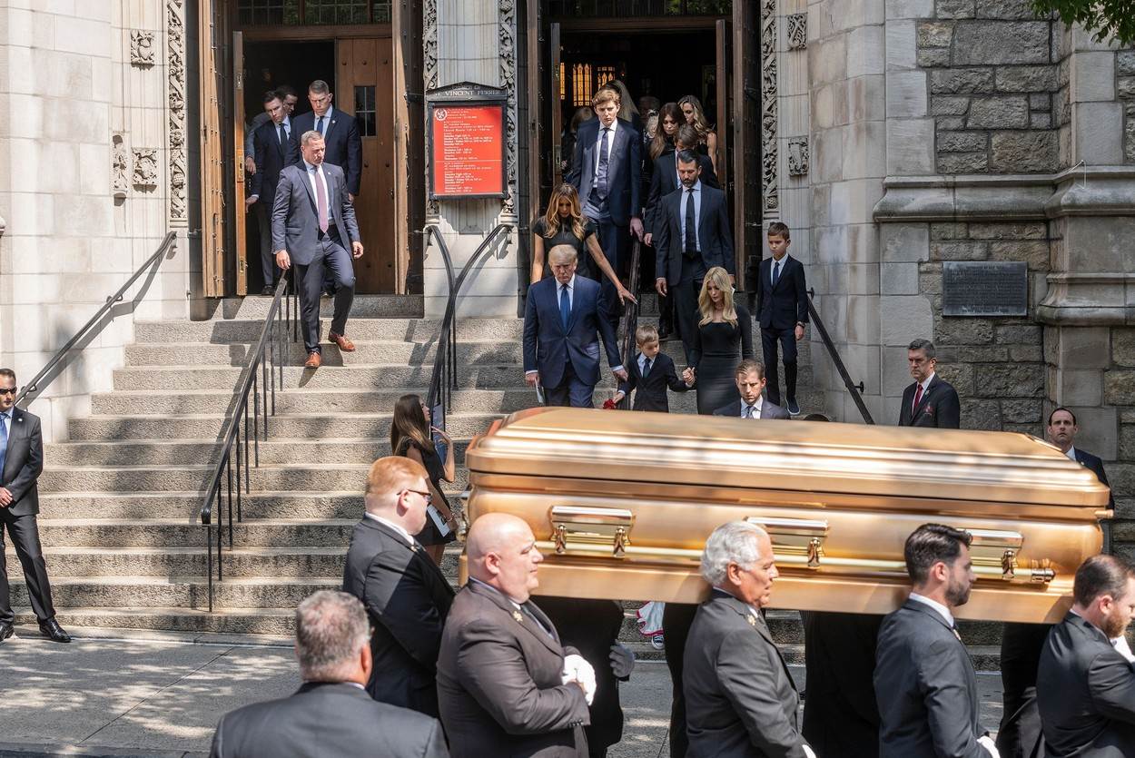 Ivanka Trump na sprovodu majke Ivane Trump održala je emotivan govor
