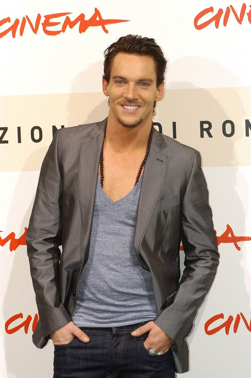 Jonathan Rhys Meyers ima problema s alkoholom