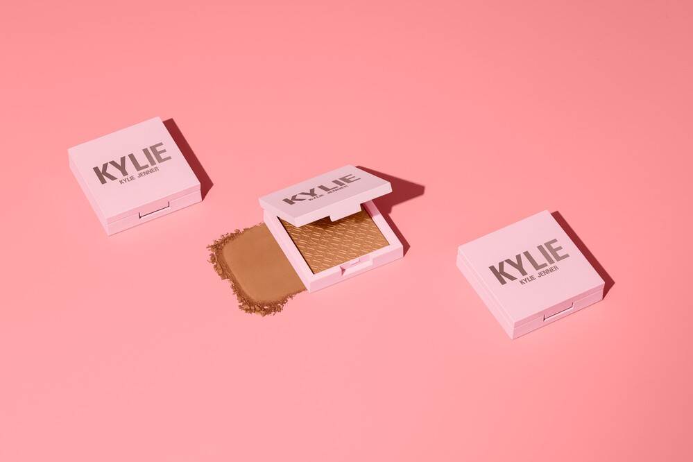 KYLIE COSMETICS Pressed Bronzing.jpg