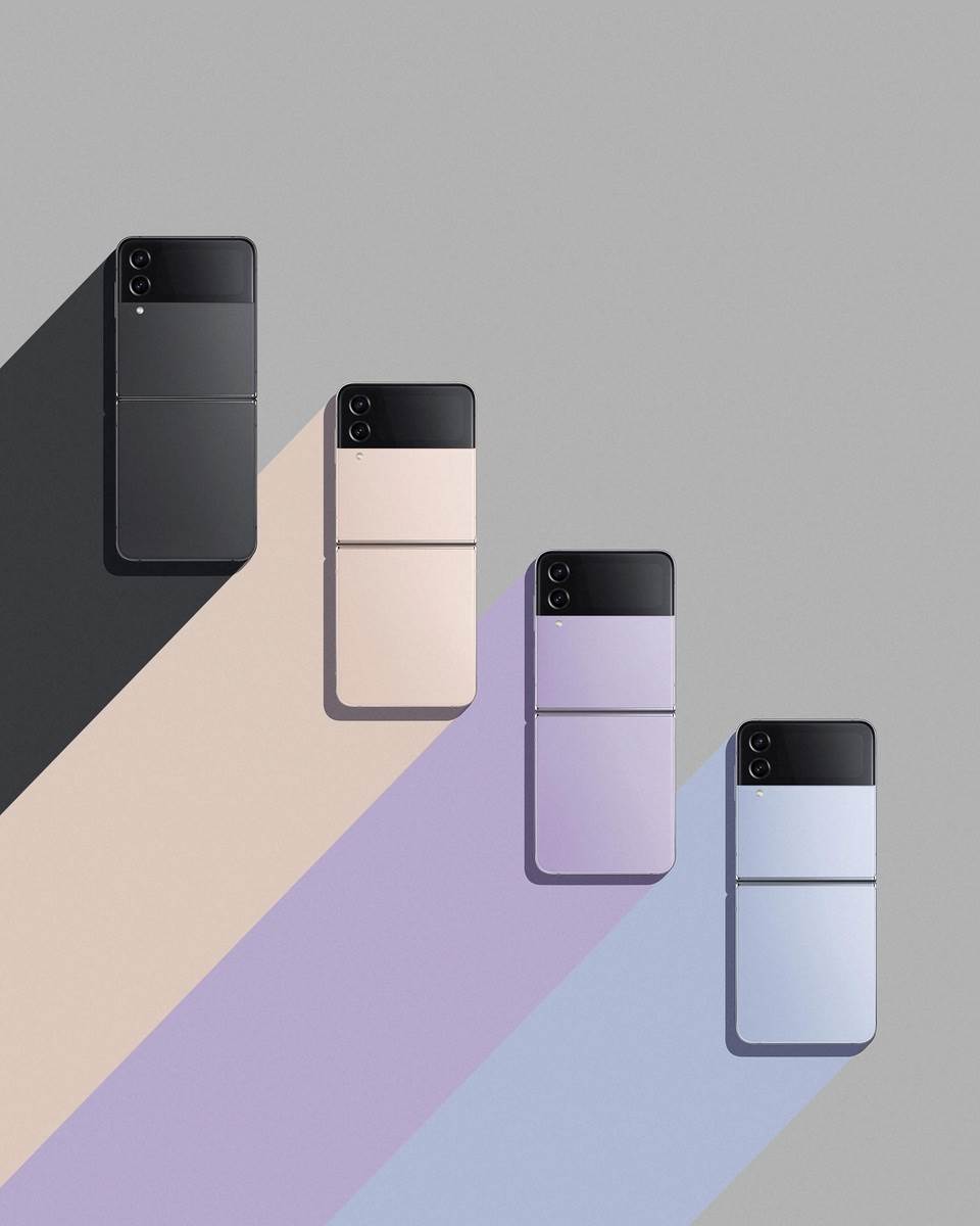 3_Galaxy Z Flip4 family(1).jpg