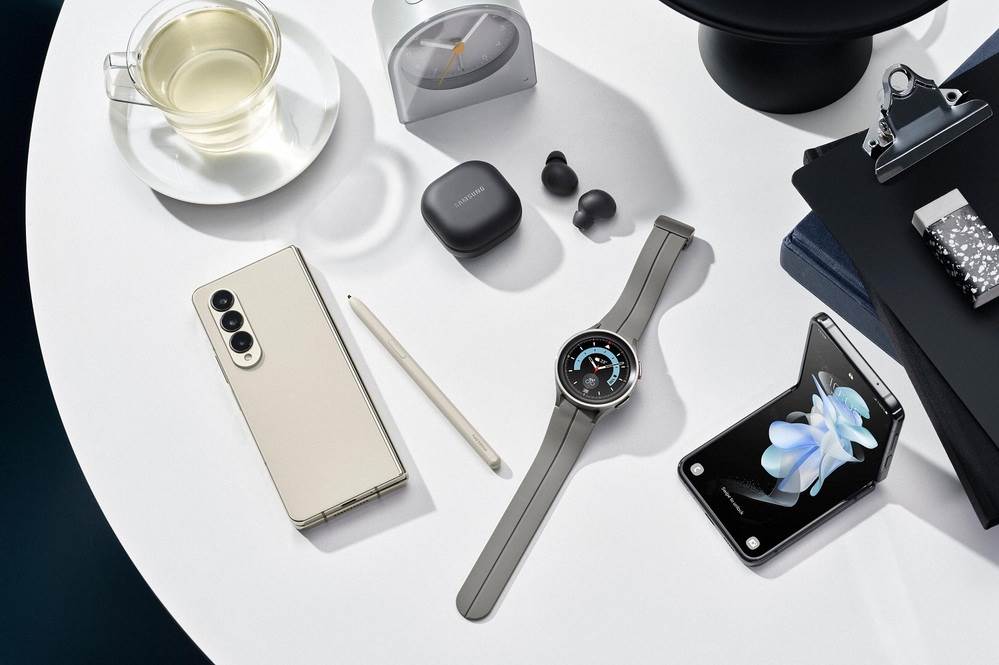 Galaxy Ecosystem Z Fold4, Z Flip.jpg