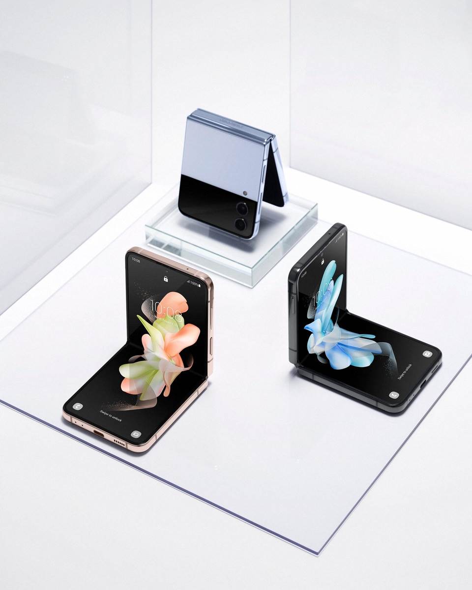 Galaxy Z Flip4(1).jpg