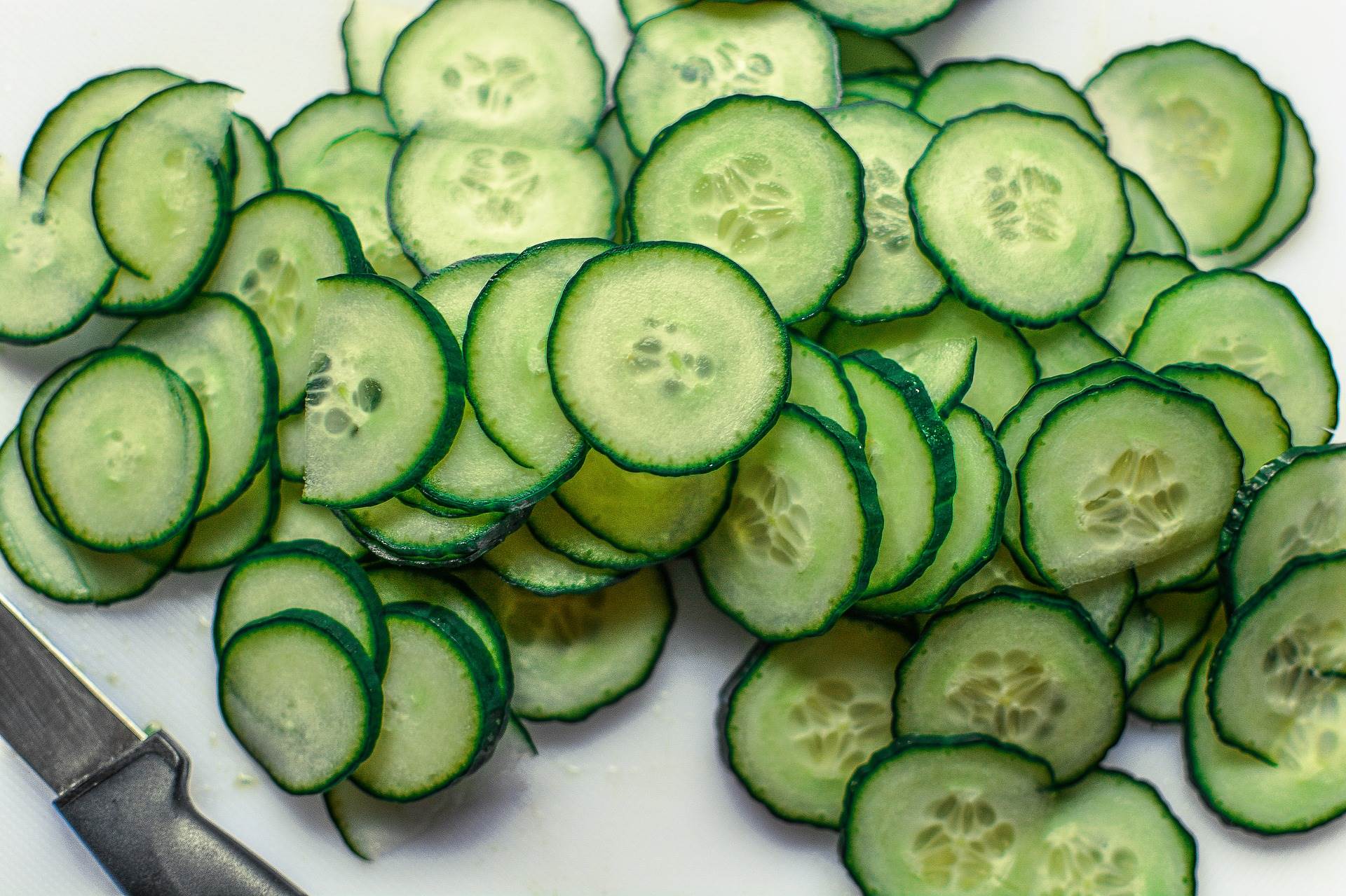 cucumber-g8fedaa102_1920.jpg