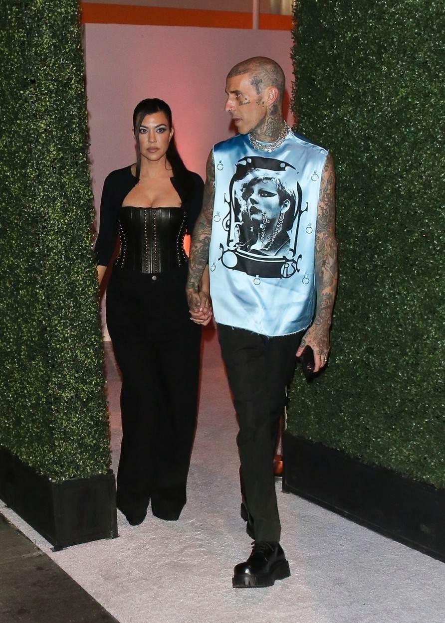 Kourtney Kardashian i Travis Barker žele dobiti zajedničko dijete