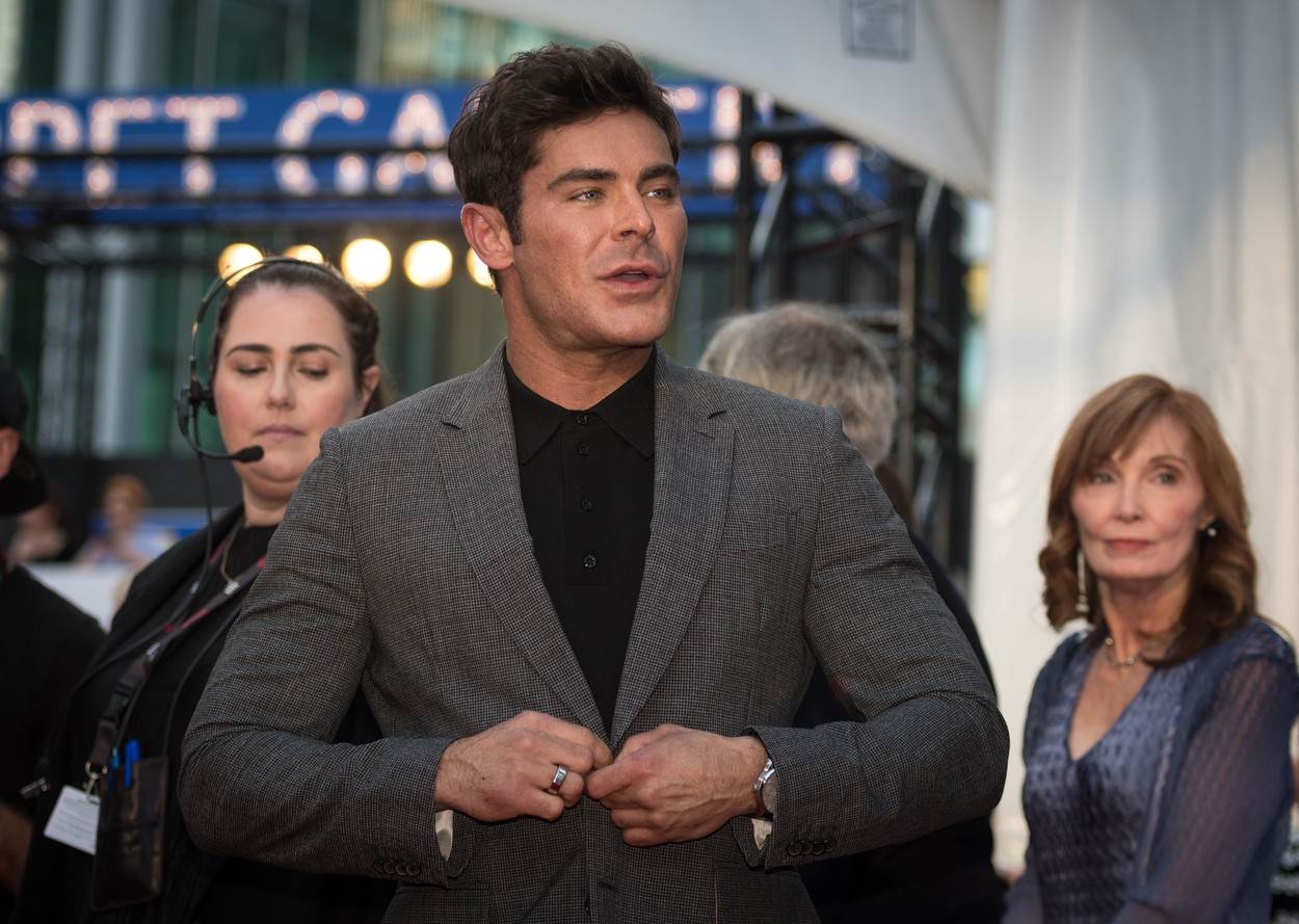 Zac Efron je operirao lice