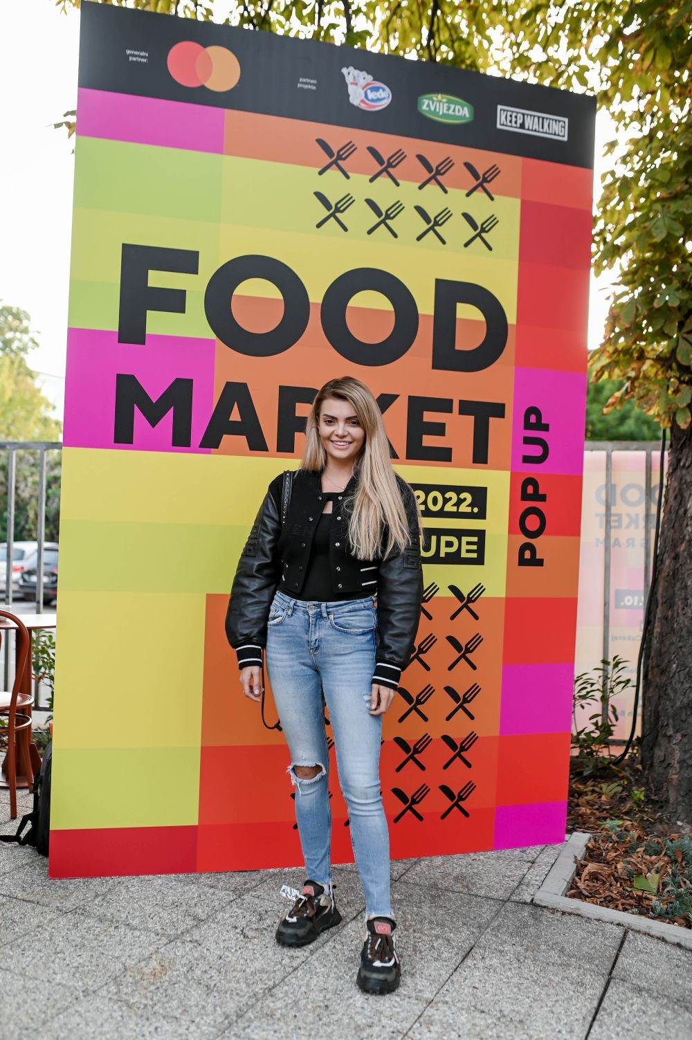 Ella Dvornik na Food Marketu