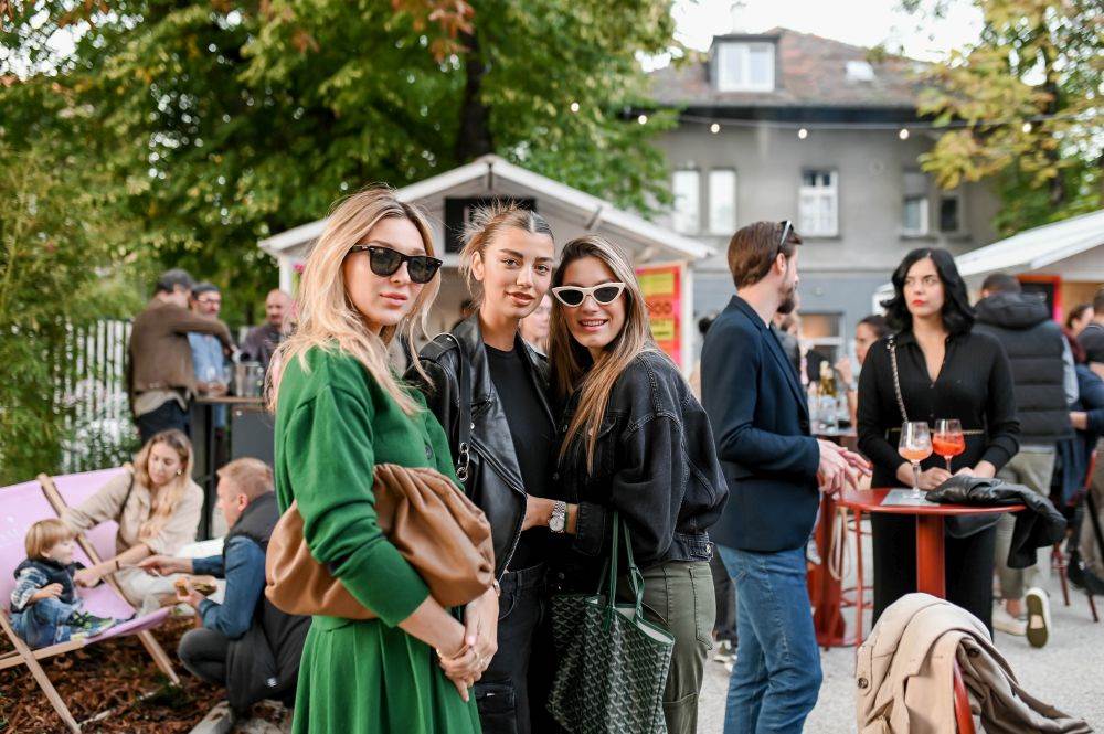 Rita Rumora, Nika Matić i Mia Matić na Food Marketu