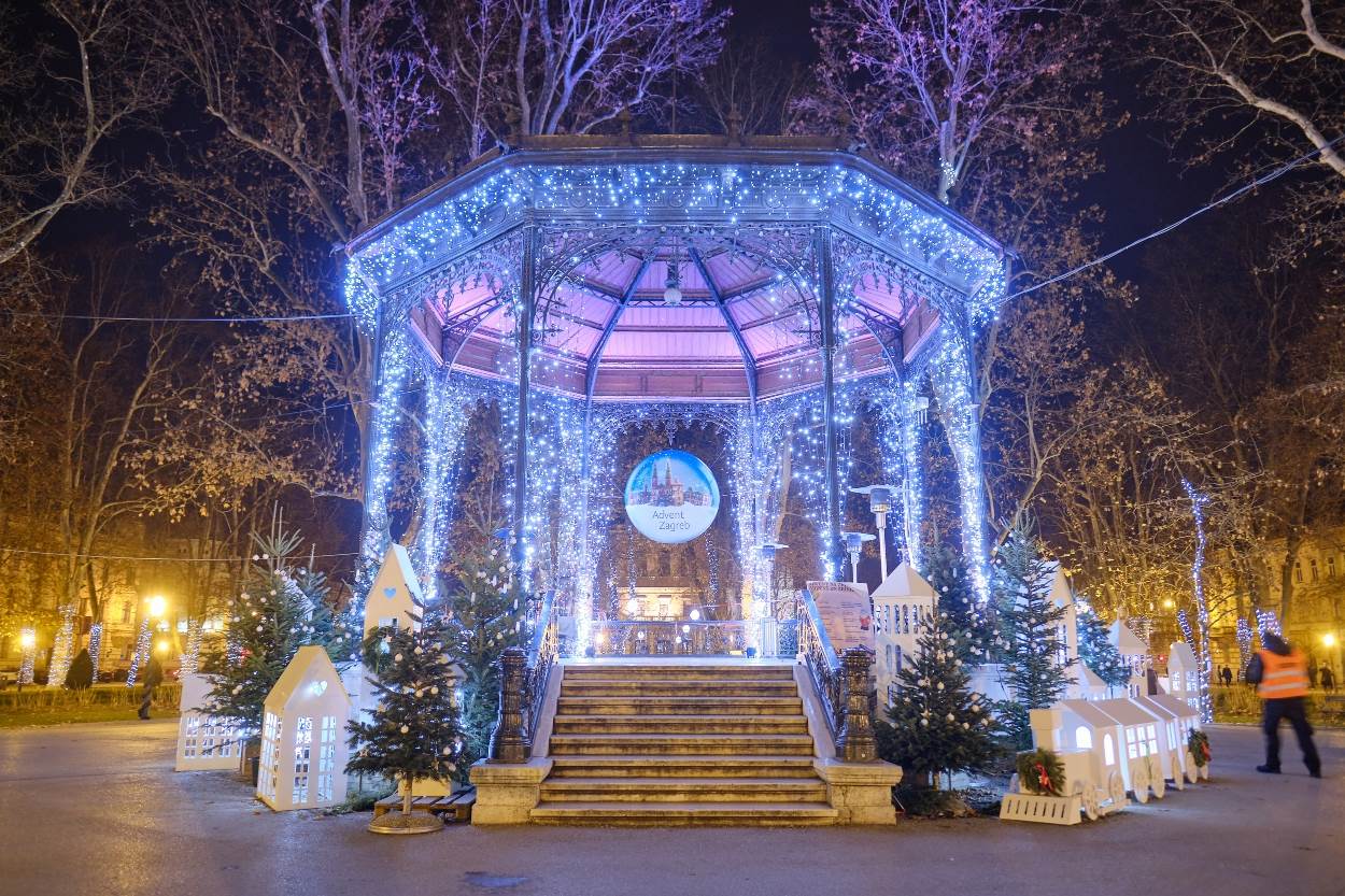 Ovogodišnji Advent u Zagrebu imat će klizalište te kućice na Tomislavcu i Zrinjevcu