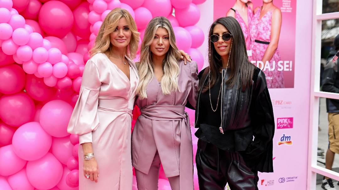 Vanja Horvat, Dina Dragija i Kristina Burja zajedno na Story Pink Festu