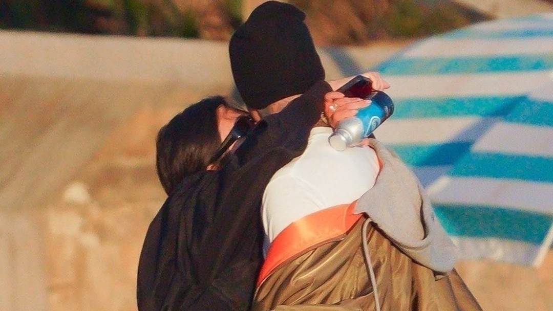 Kourtney Kardashian i Travis Barker zaručili su se prije godinu dana