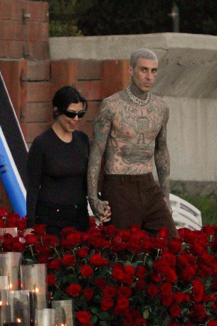 Kourtney Kardashian i Travis Barker slave godišnjicu zaruka