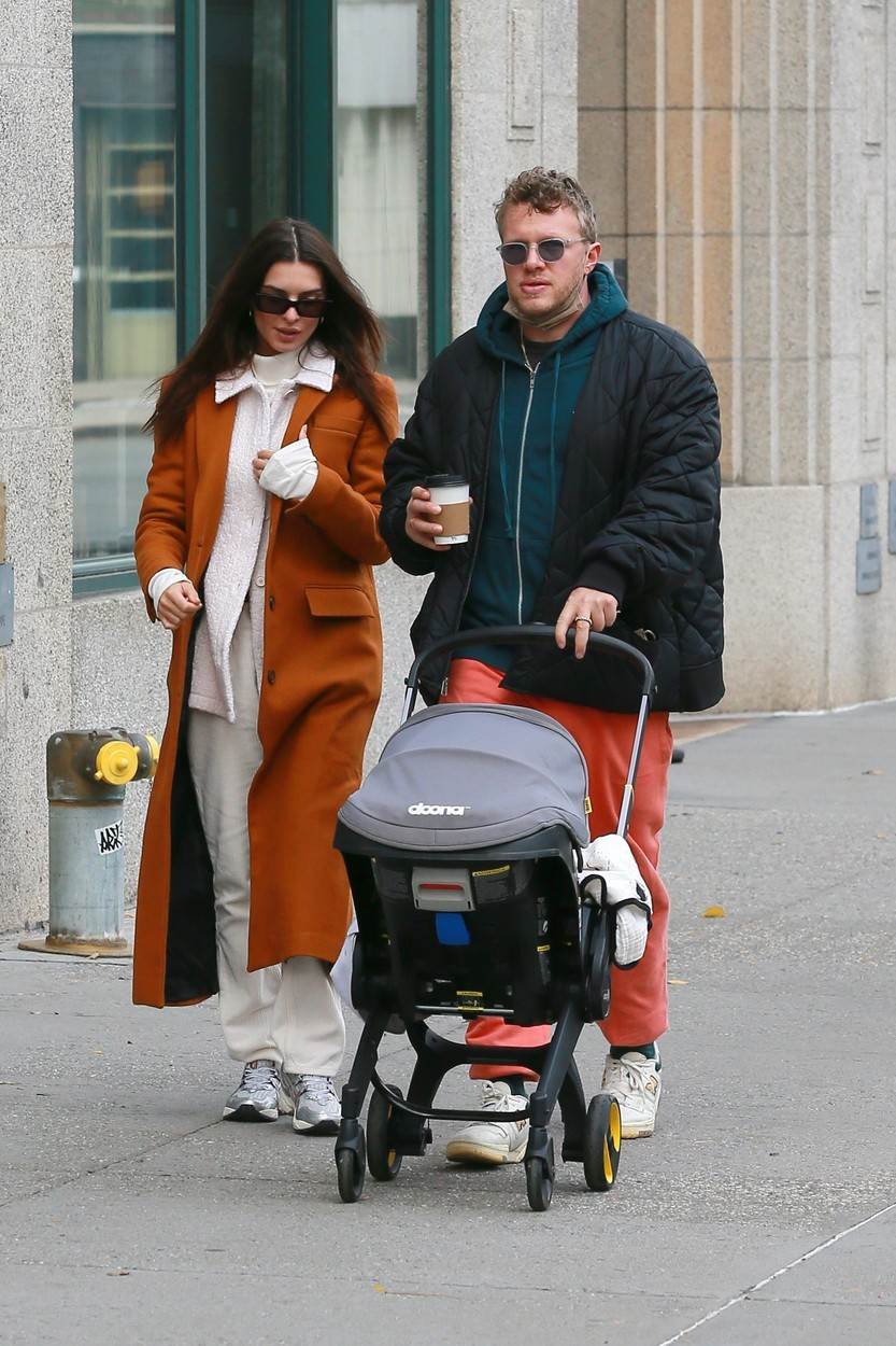 Emily Ratajkowski i Sebastian Bear-McClard zajedno su dobili sina