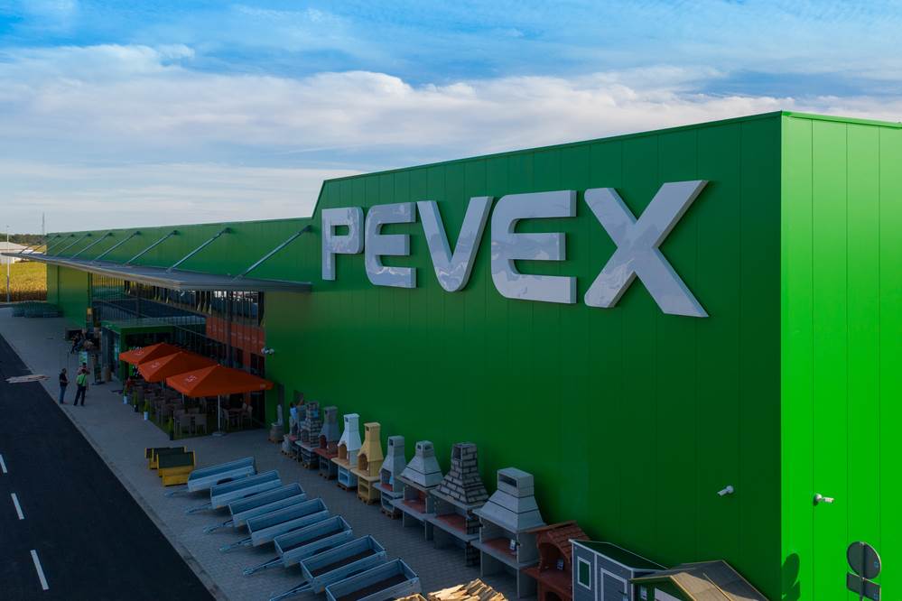 Pevex(1).jpg