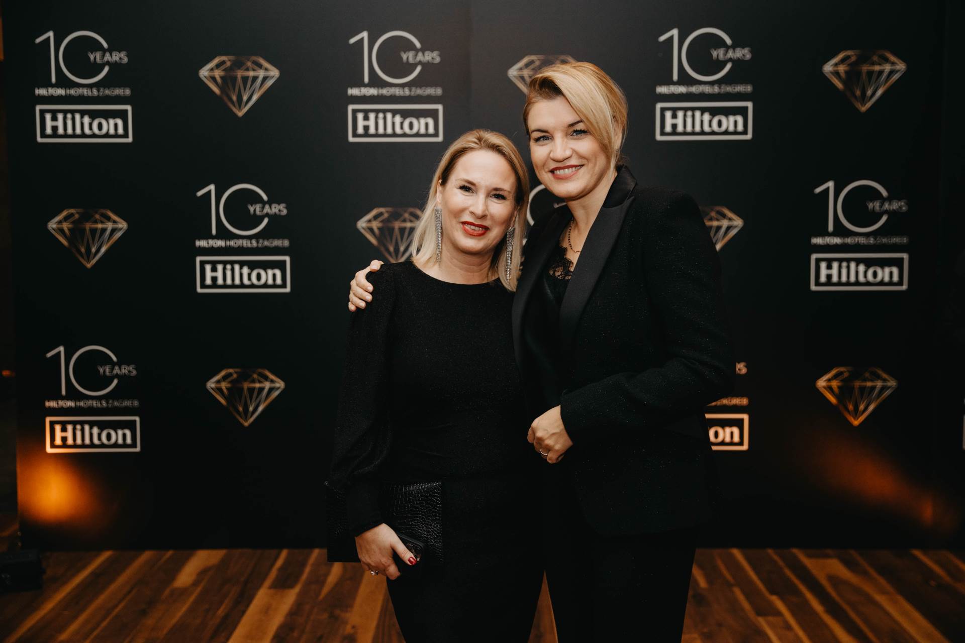 CEO Hilton hotela Zagreb Josipa Jutt Ferlan i ministrica turizma Nikolina Brnjac.jpg