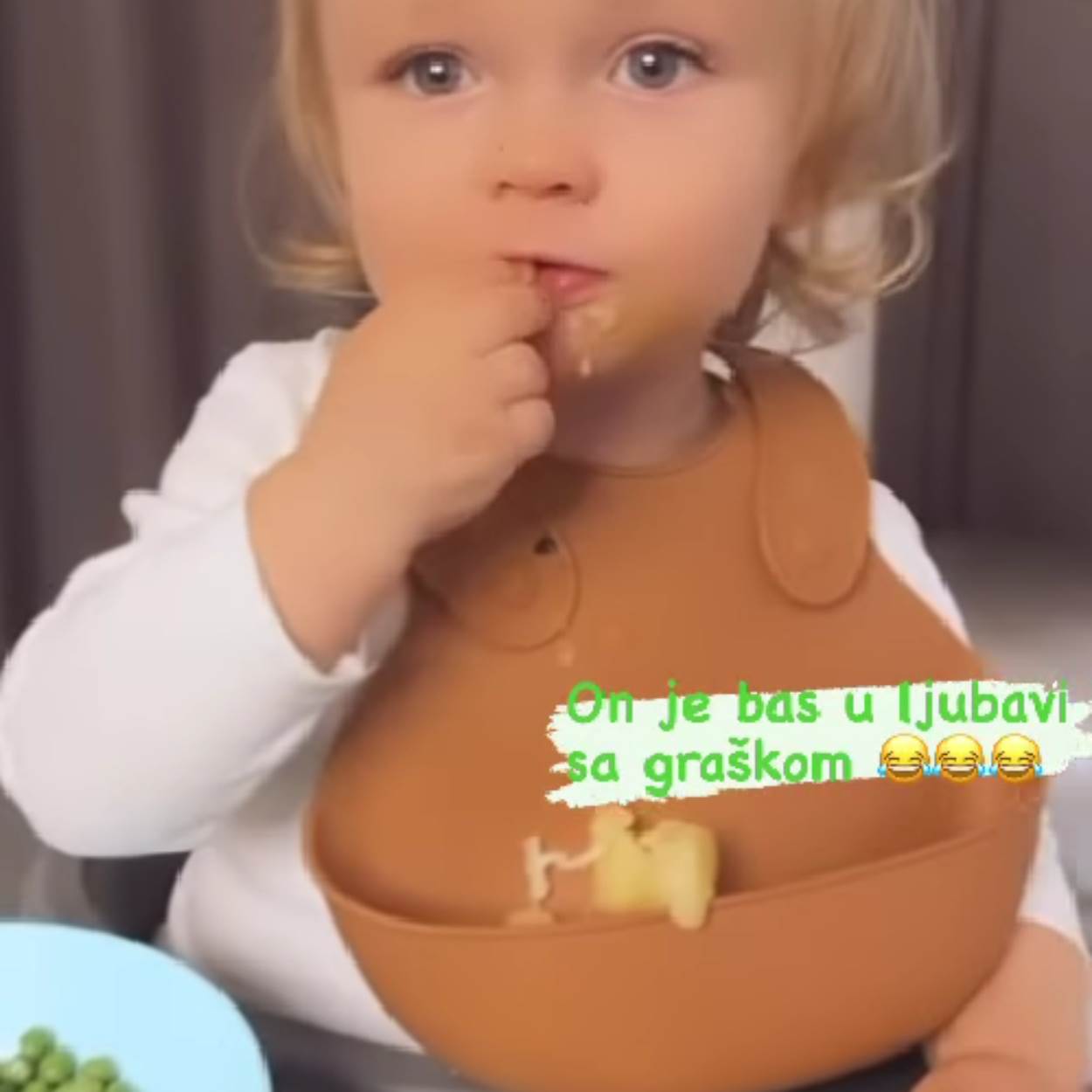 Bloom Tatarinov voli jesti grašak
