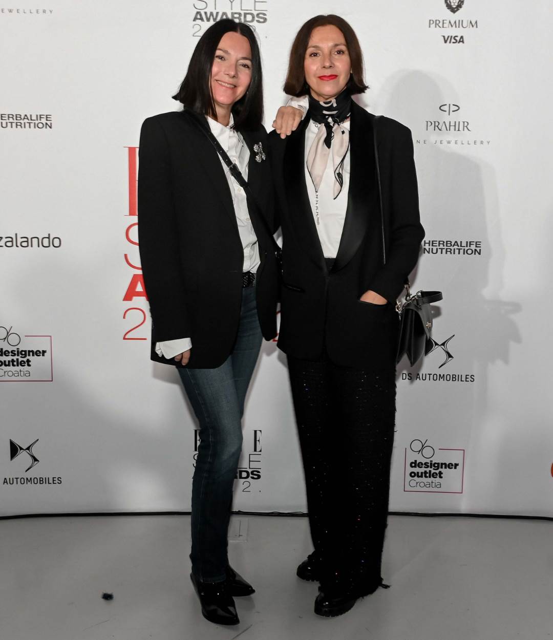 Daniela Trbović i Nataša Trbović na Elle Style Awardsu 2022. godine