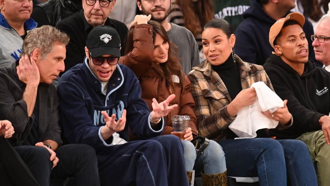 Pete Davidson i Emily Ratajkowski potvrdili su vezu na košarkaškoj utakmici
