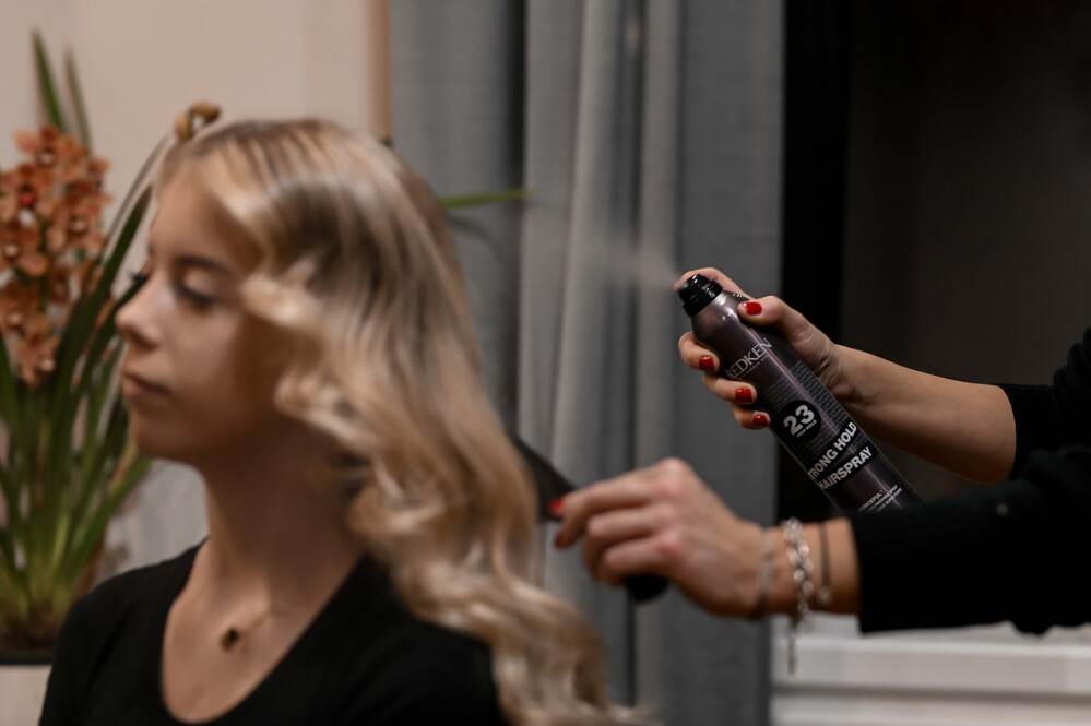 Frida Hair Salon 3.jpg