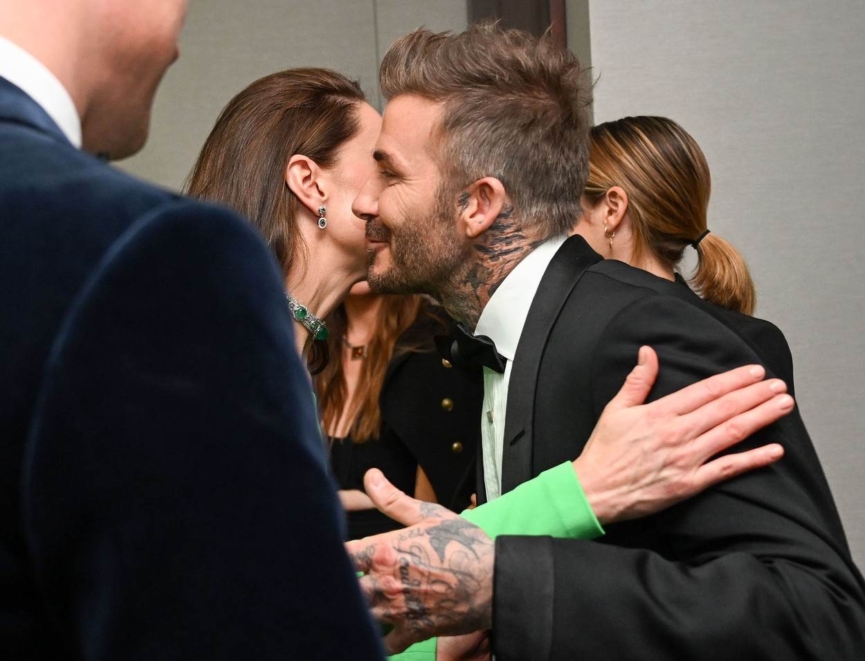 Kate Middleton i David Beckham u zagrljaju