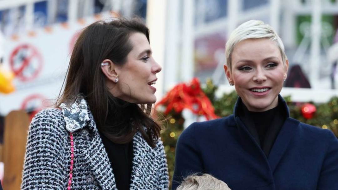 Charlotte Casiraghi i princeza Charlene pale lampice