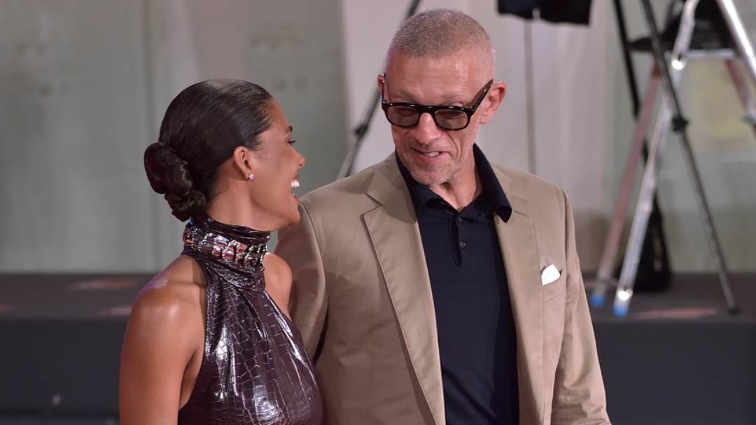 Vincent Cassel i Tina Kunakey zajedno na Filmskom festivalu u Veneciji