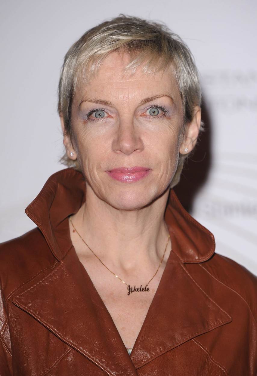 Annie Lennox poznata je škotska glazbenica