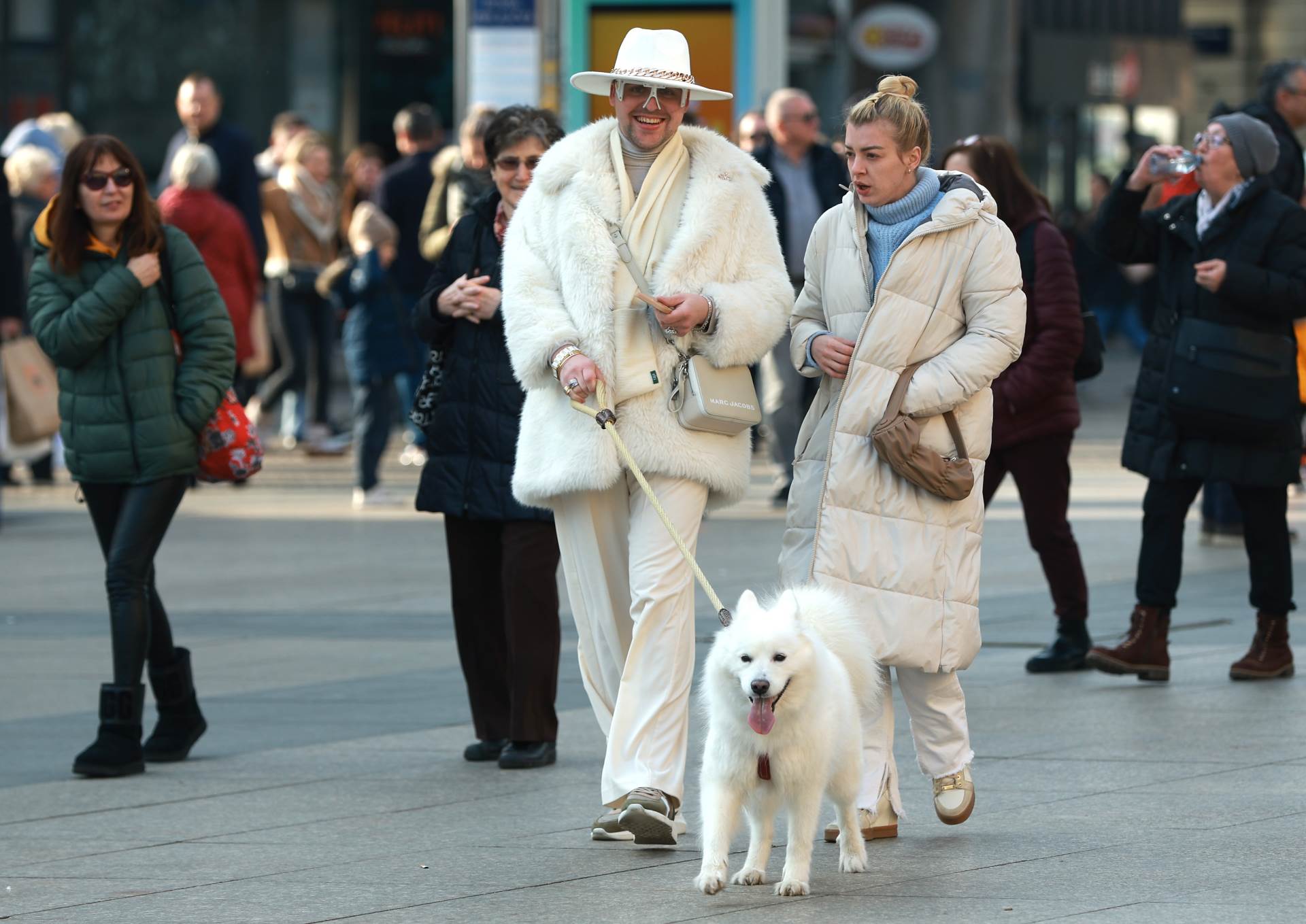 Stylish par na špici