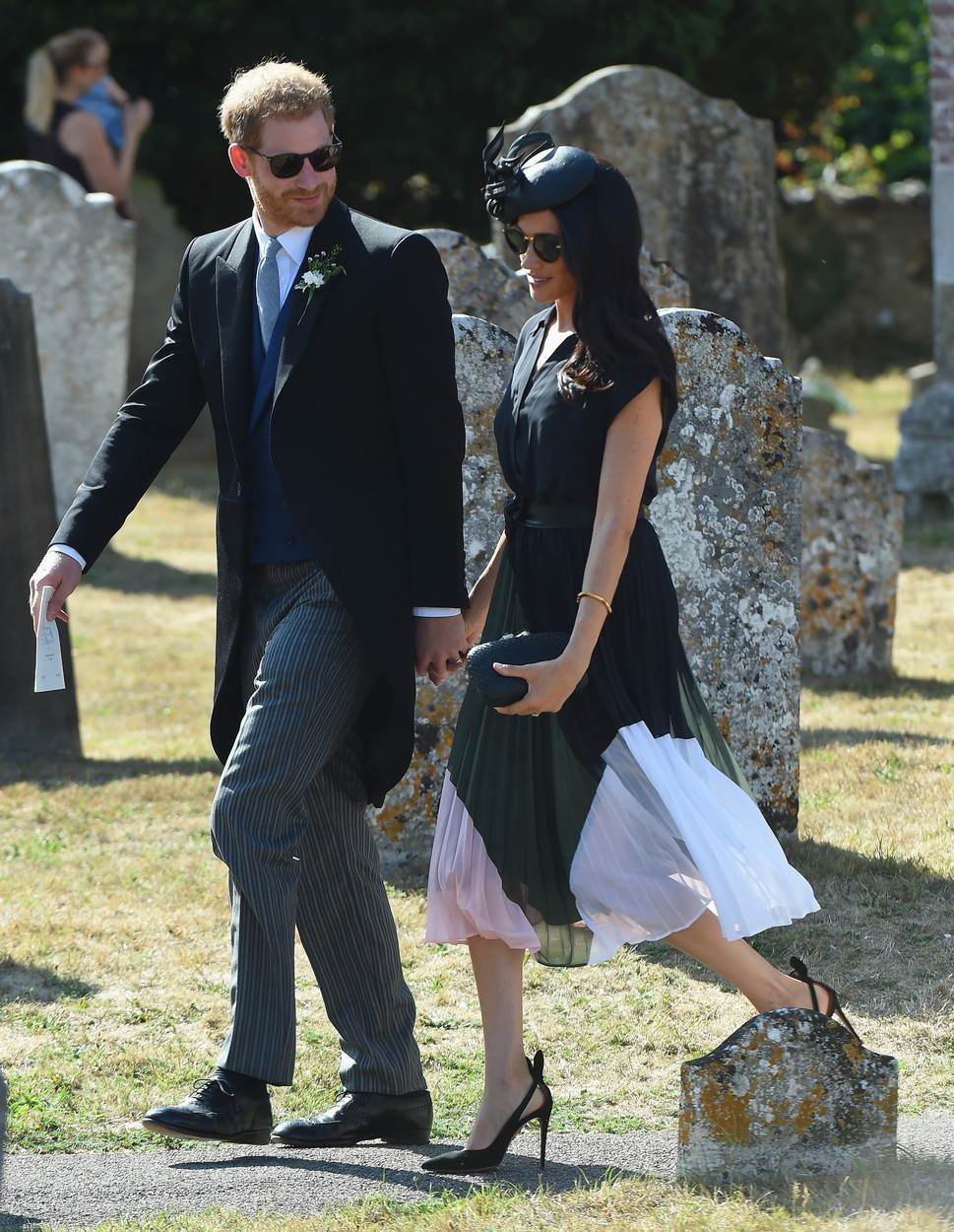 Meghan Markle i princ Harry na vjenčanju Charlieja van Straubenzeeja